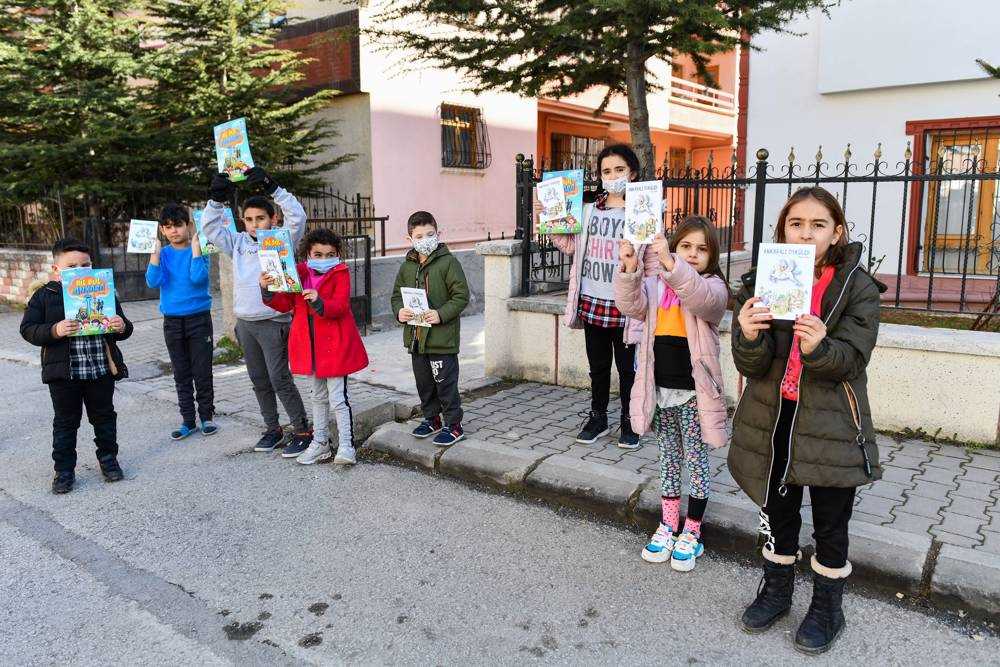 Bil Bul Ankara ve Ankaralı Öyküler başkentli çocuklarla buluştu