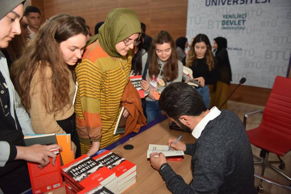 Bursa Yıldırım'da 'İslamofobi' konuşuldu