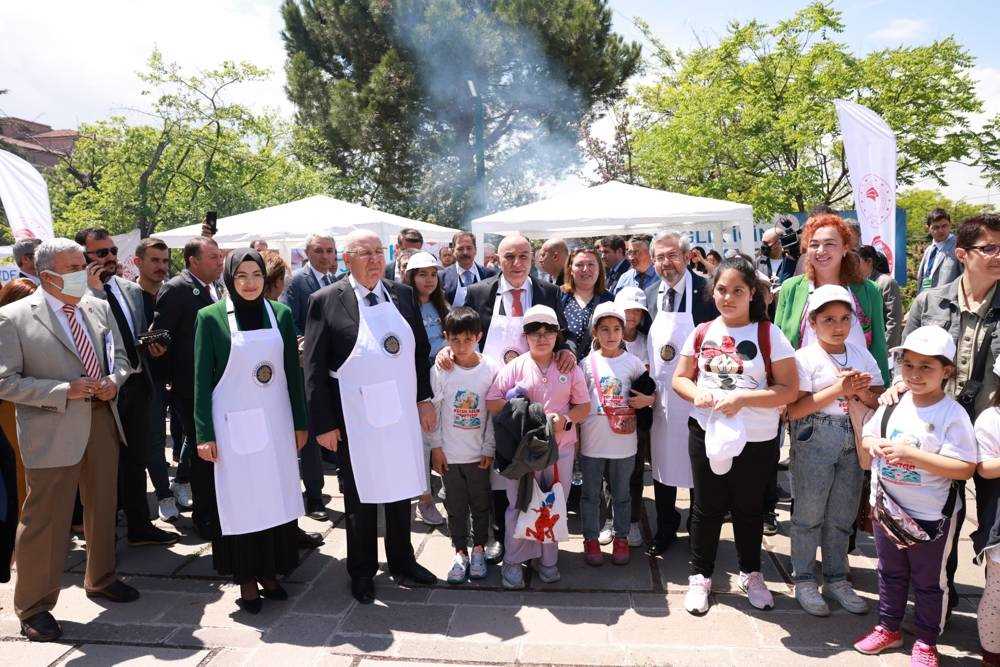 Keçiören'de 'Sektörle Buluşma ve Kariyer Günleri' etkinliği 