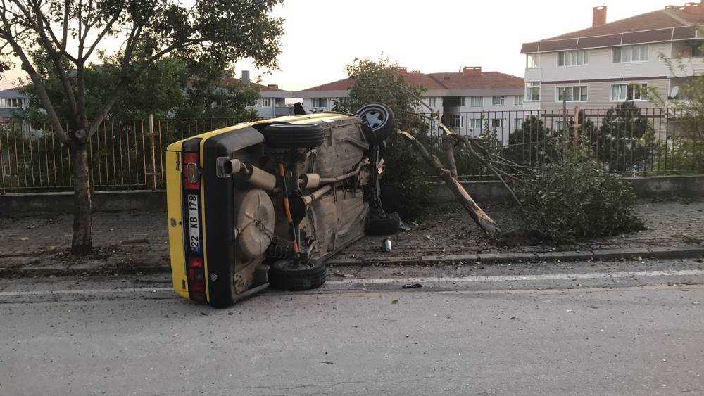 Edirne'de takla atan aracın sürücüsü kayıplara karıştı