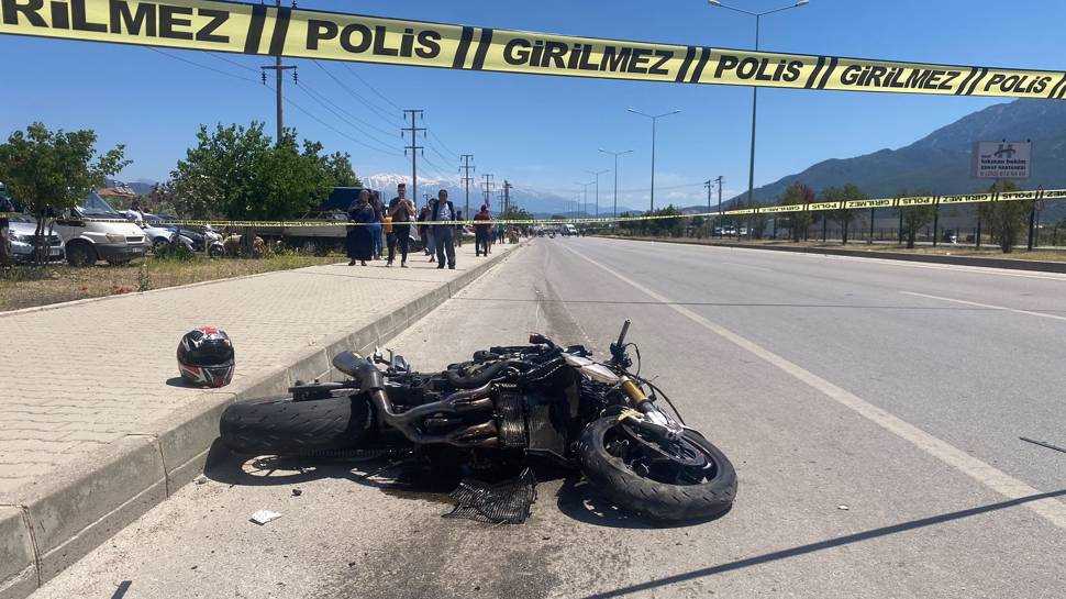 Fethiye’de iki motosiklet çarpıştı: 2 ölü, 1 yaralı