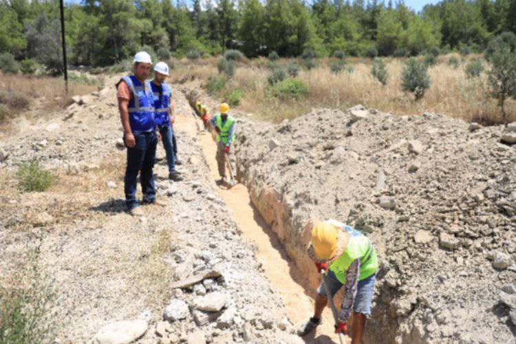 Antalya'dan yangın bölgesine büyük katkı