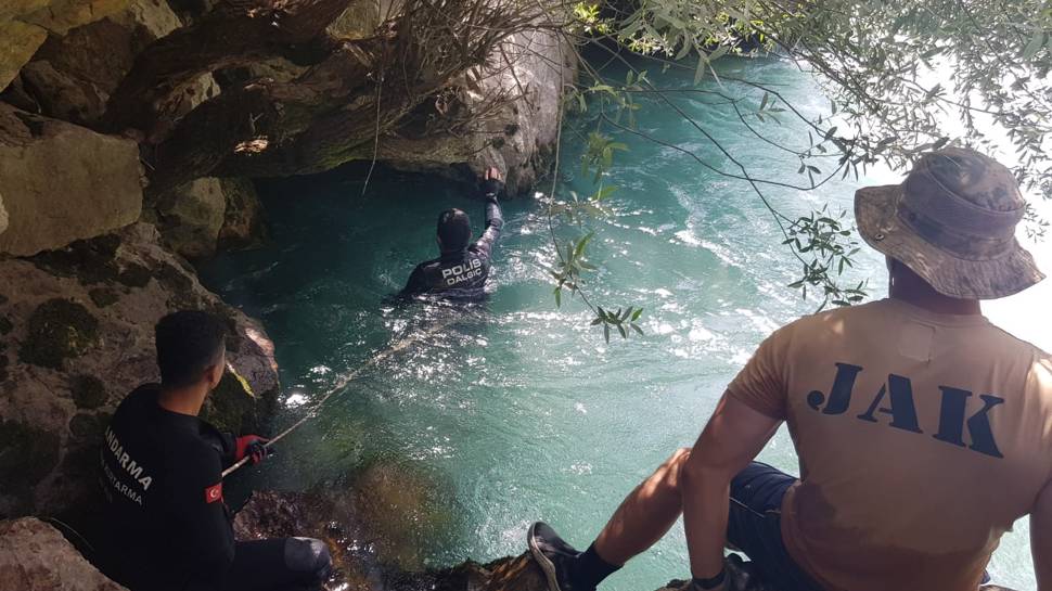 Müküs Çayı'nda kaybolan hemşire Eyüp Güneş 38 gündür aranıyor