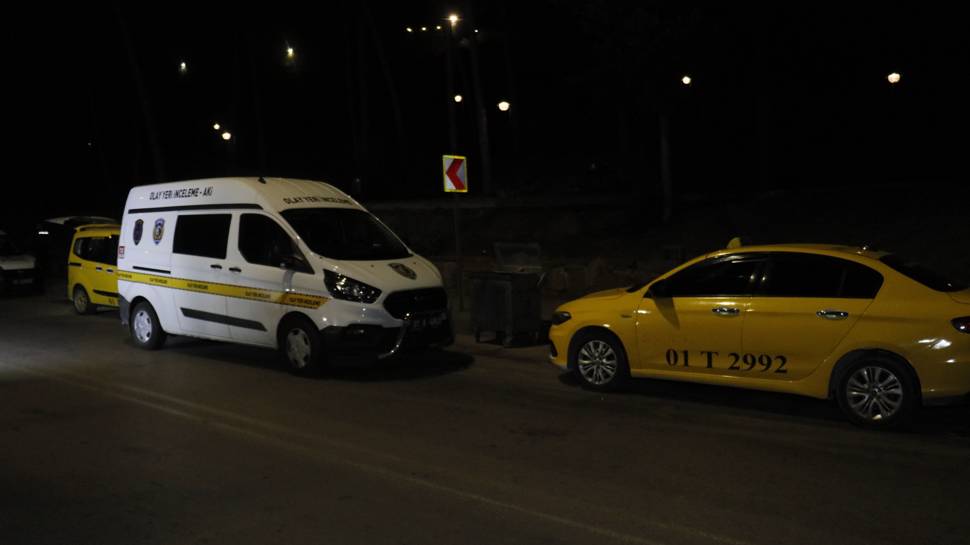 Kavgada bıçaklanan taksi sürücüsü Ferhat Savcı ağır yaralandı