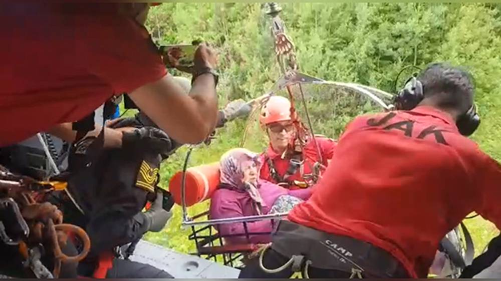 Jandarma ekipleri selzedelerin yardımına böyle koştu