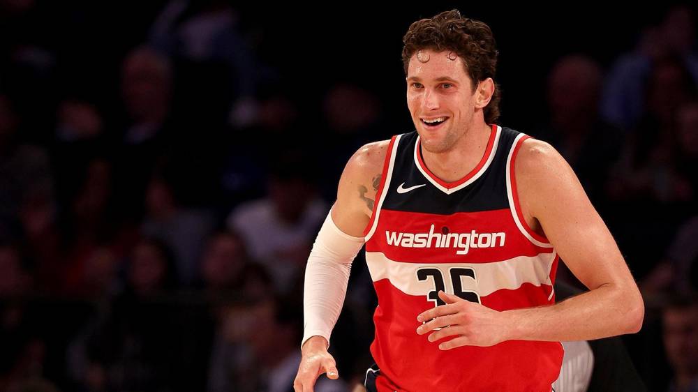 Mike Muscala kimdir?