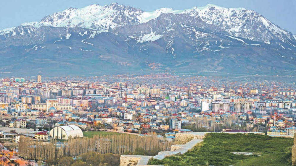Van Siirt arası kaç km?