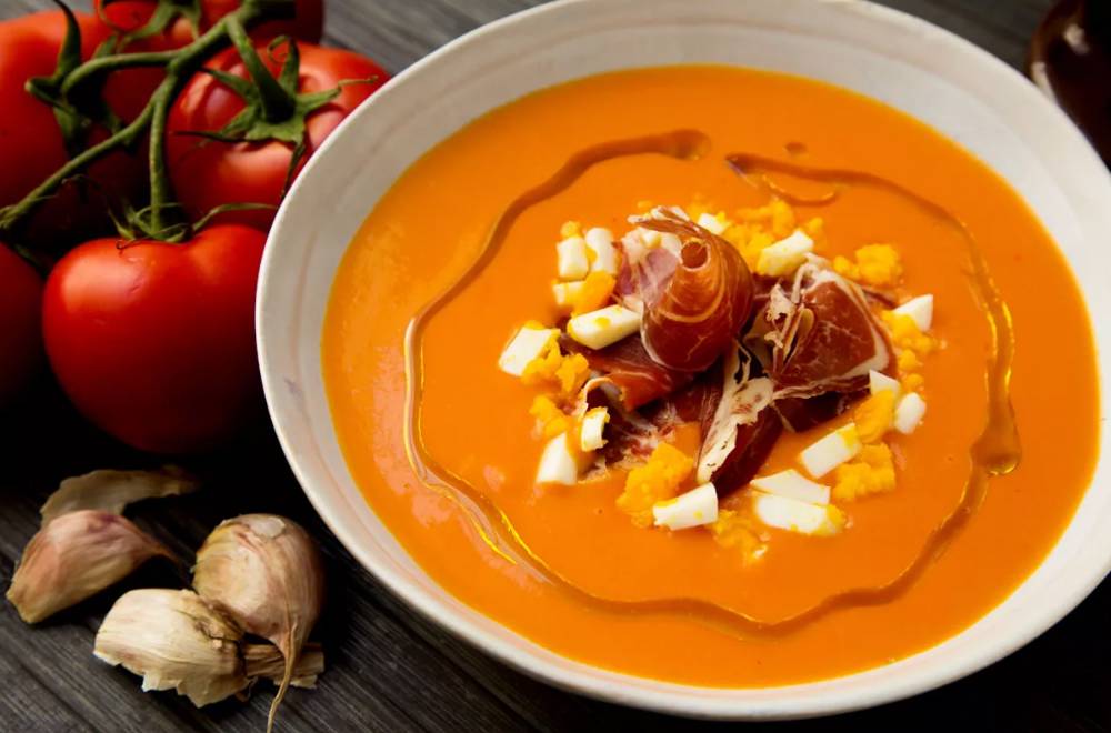 Yılbaşı Sofranıza Yakışacak Çorba Tarifi: Salmorejo Çorba Tarifi