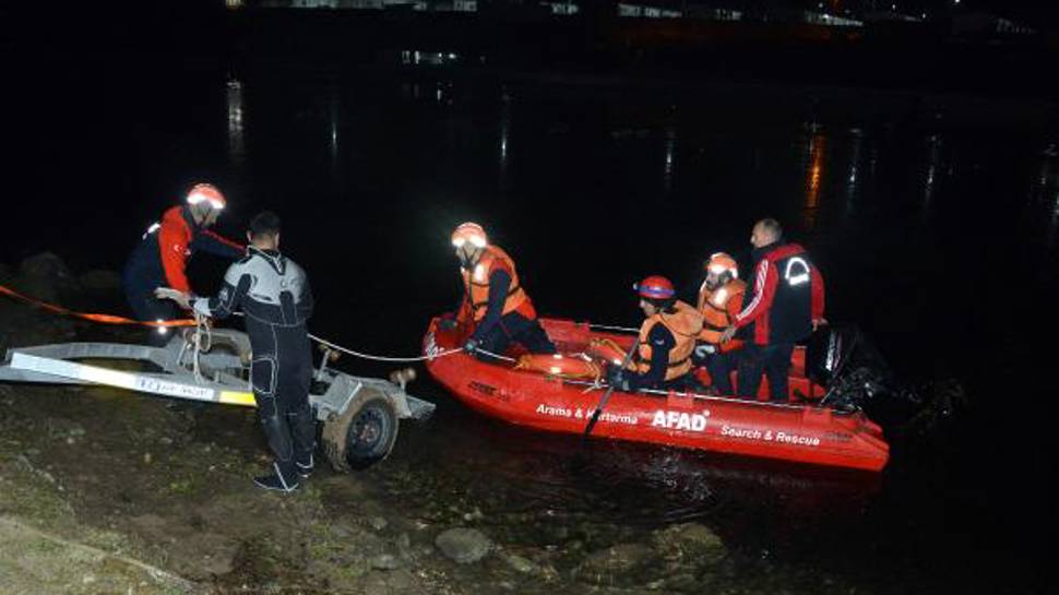 Ceyhan Nehri’ne 3 çocuk düştü: 1 kayıp