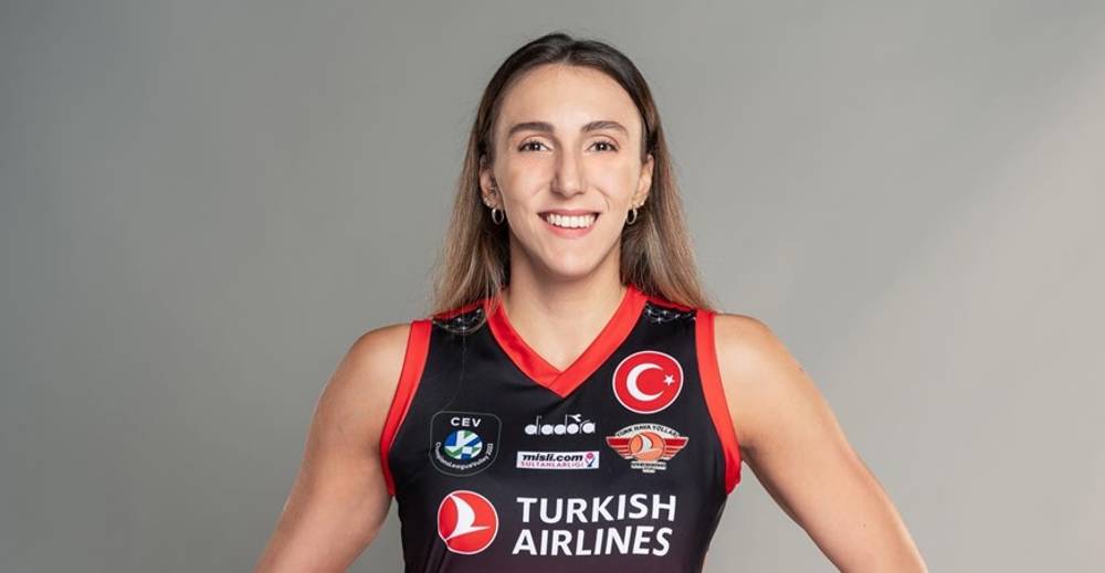 Aslı Kalaç O Ses Türkiye'de! Milli Voleybolcu Aslı Kalaç Kimdir? O Ses Türkiye Yılbaşı Özel Programına Konuk Olan Aslı Kalaç Kimdir? 