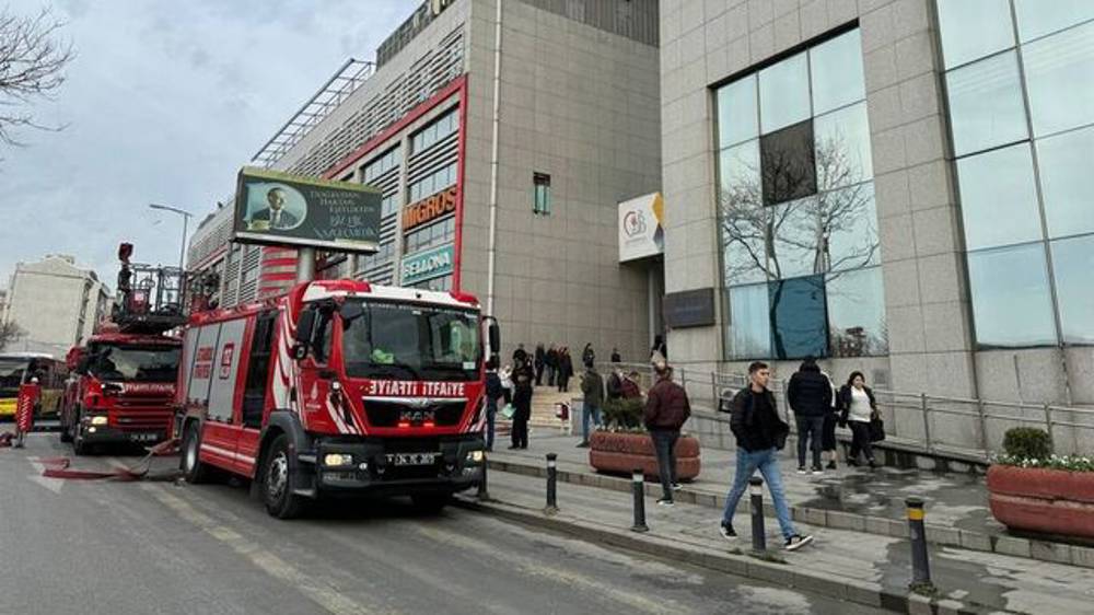 Bayrampaşa Belediyesi'nde yangın!