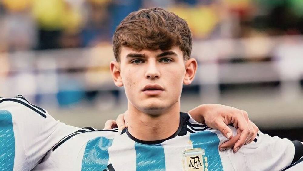 Nico Paz kimdir?