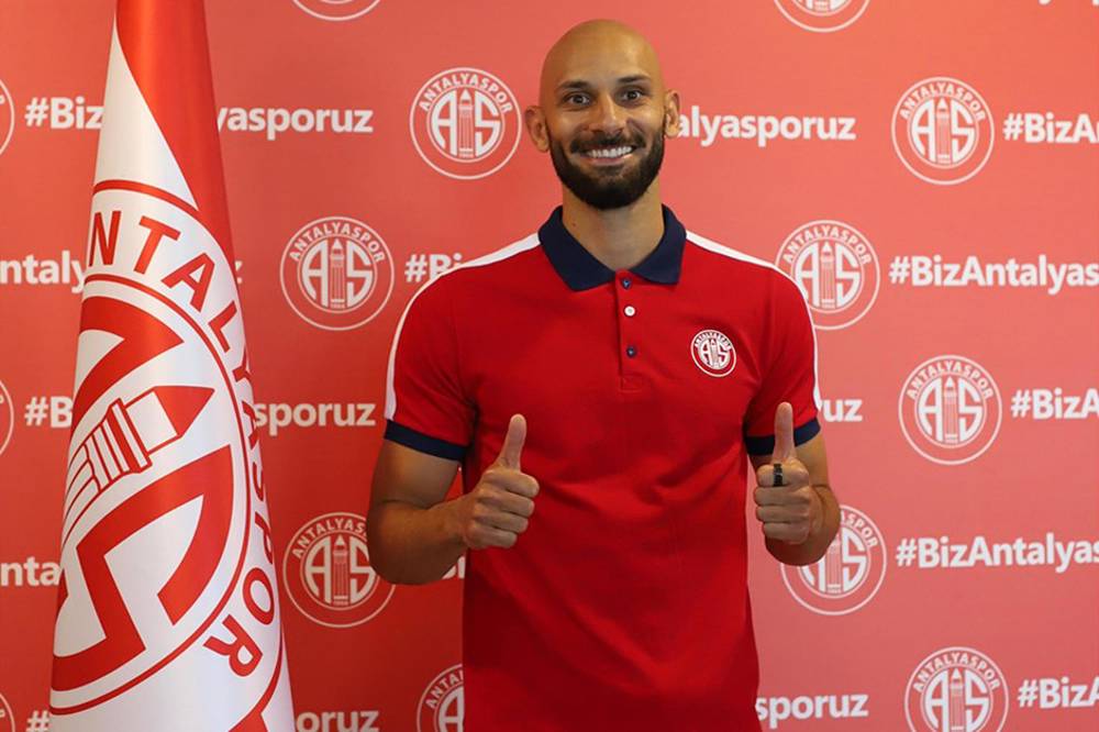 Ömer Toprak kimdir?