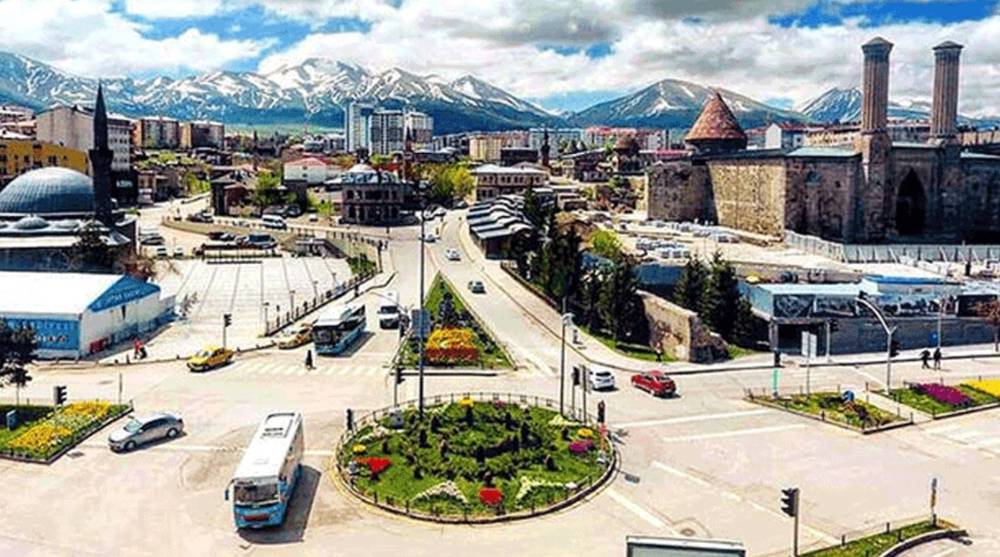 Trabzon Erzurum arası kaç km? Arabayla veya otobüsle ne kadar sürer?