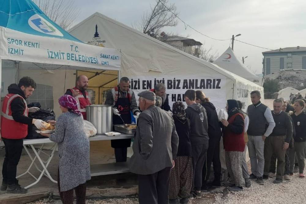 İzmit ikinci aşevini Pazarcık’ta kurdu