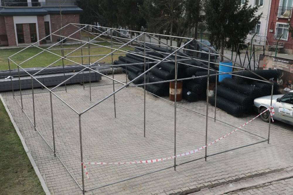 İzmit'in 'Park Bahçeler'i afet bölgesi için seferber