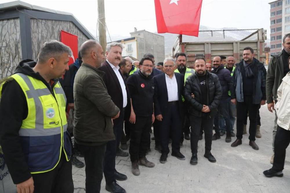 Kayseri protokolünden Konteyner Çarşı denetimi