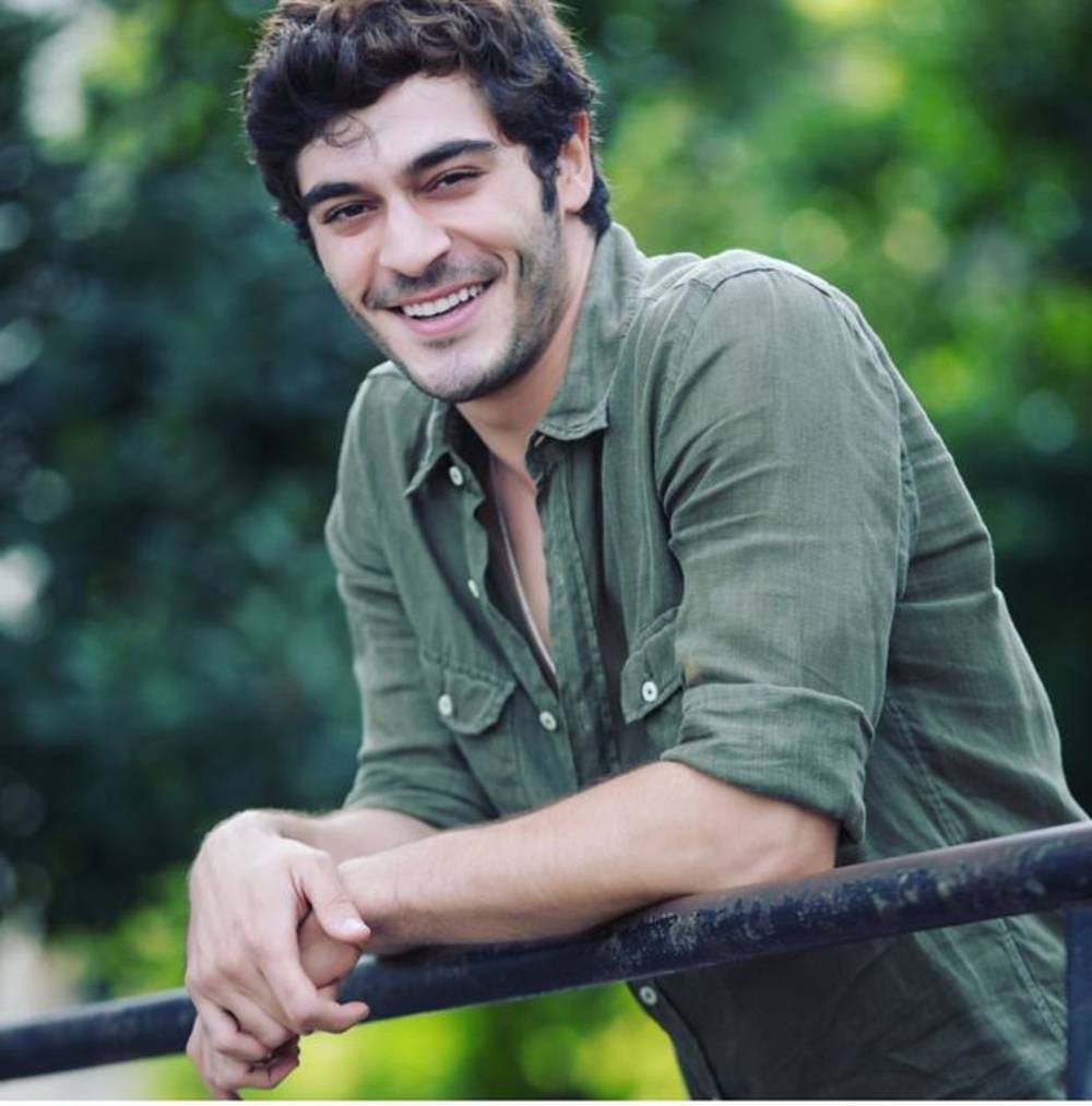 Burak deniz kimdir?