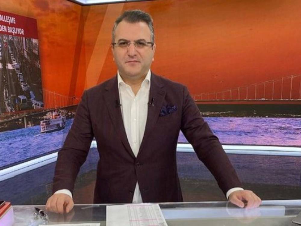 Cem Küçük kimdir?