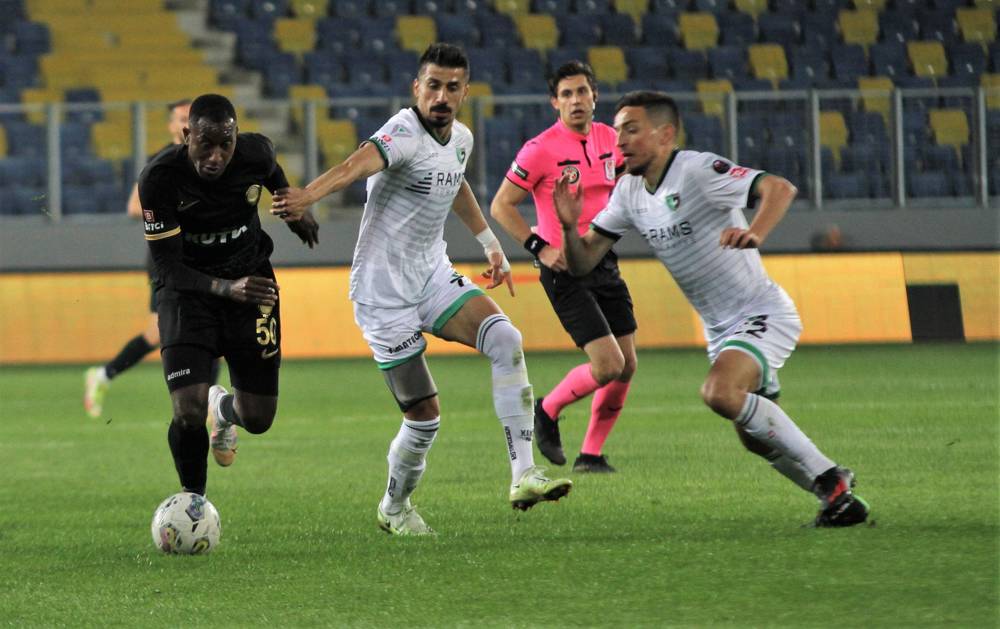 gençlerbirliği ile denizlispor berabere kaldı