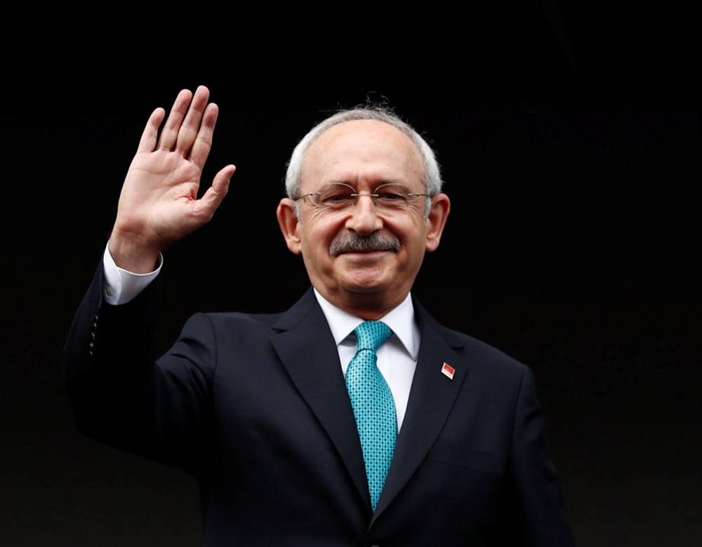 Kemal Kılıçdaroğlu'nun 'Emekçiler'videosu: 'Orta Sınıf Yok Edildi'