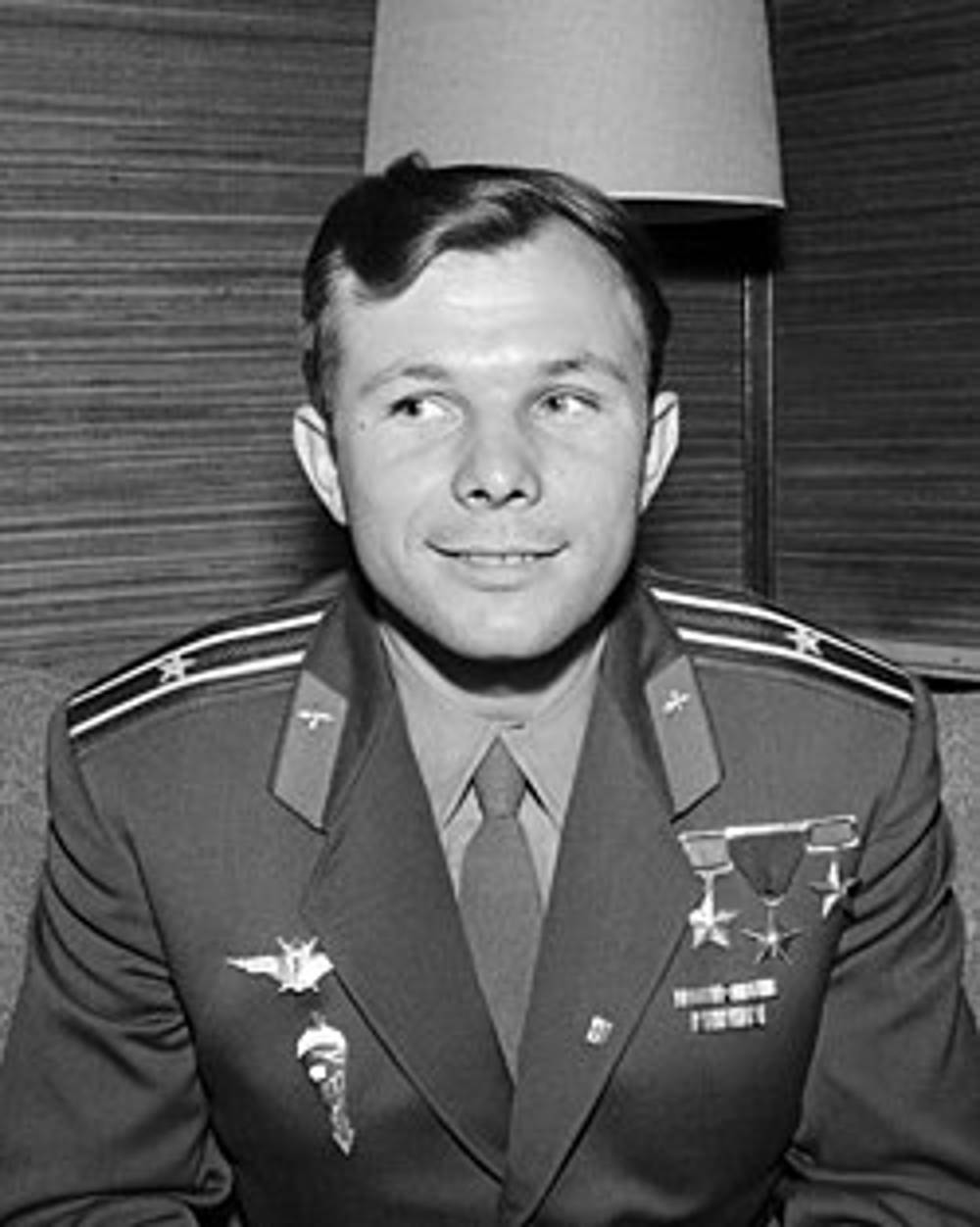 Yuri Gagarin kimdir? 