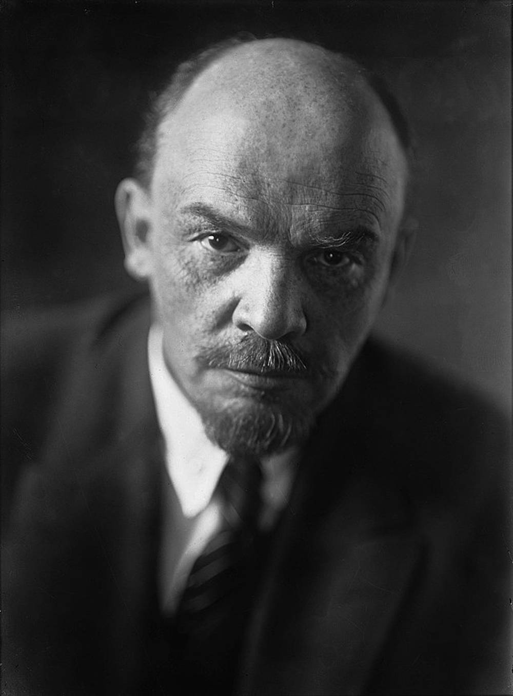 Vladimir Ilyich Lenin kimdir?