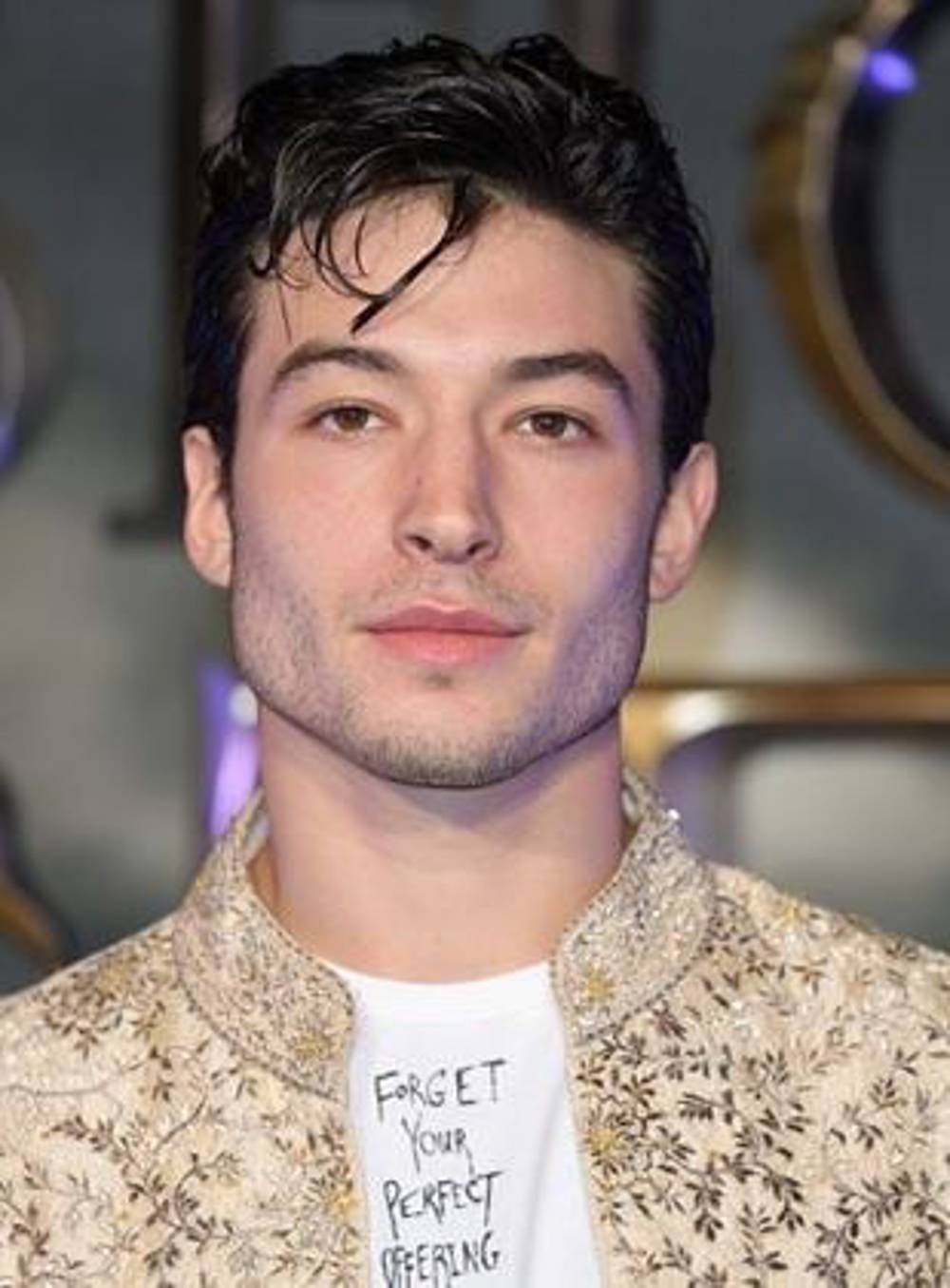 Ezra Miller kimdir? 