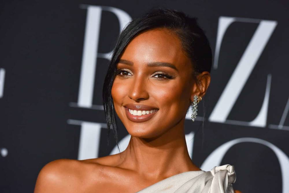 Jasmine Tookes kimdir? 