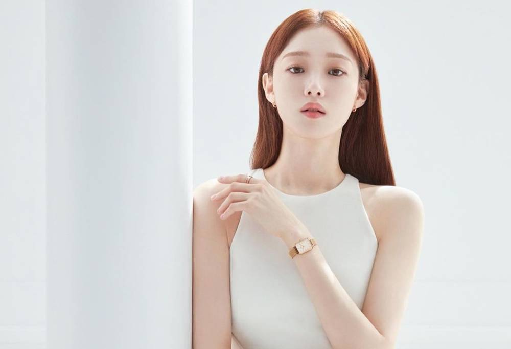 Lee Sung-kyung kimdir?