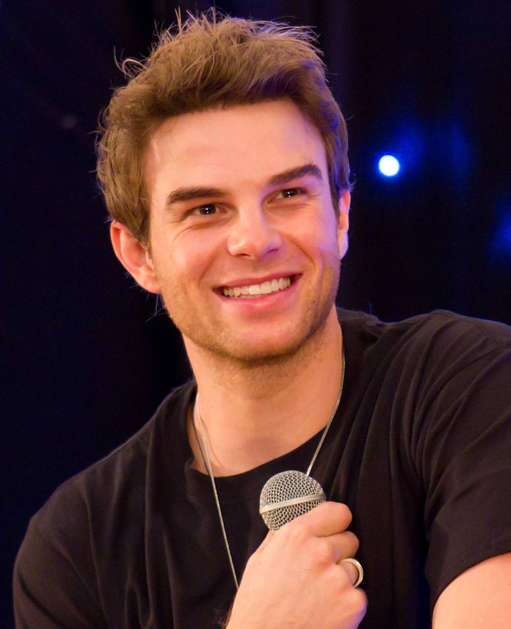 Nathaniel Buzolic kimdir?