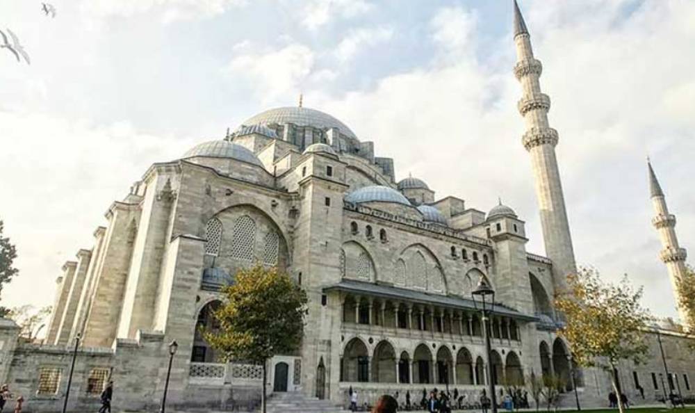 Süleymaniye Camii'nin Tarih ve Kültürle Buluşması