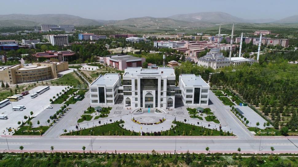 Selçuk Üniversitesi (SÜ) 2024 Taban Puanları ve Başarı Sıralaması