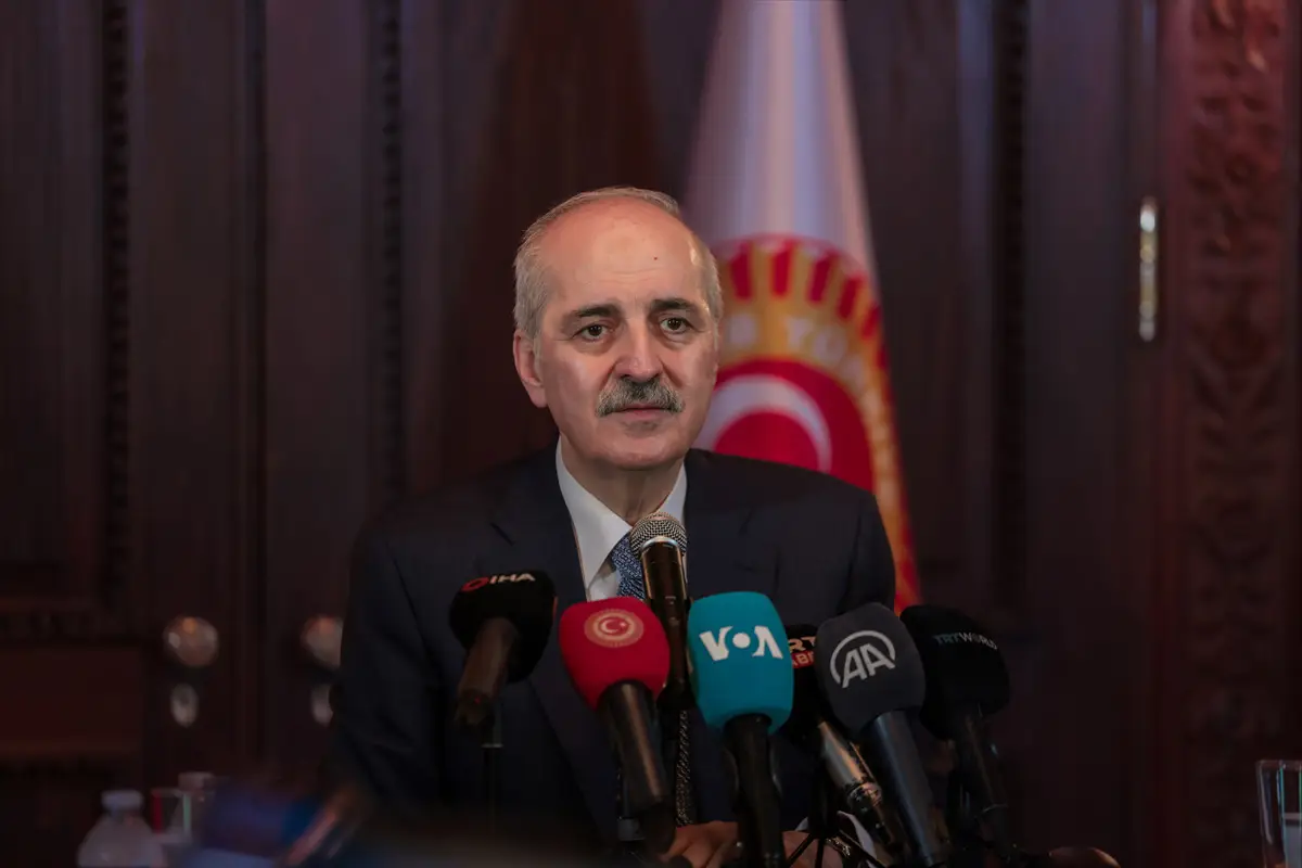 Kurtulmuş'tan 'yeni anayasa' mesajı