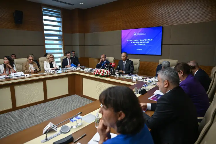 Bakan Yerlikaya: Örgüte katılım şu anda ülke içerisinde olabilecek en düşük hale geldi