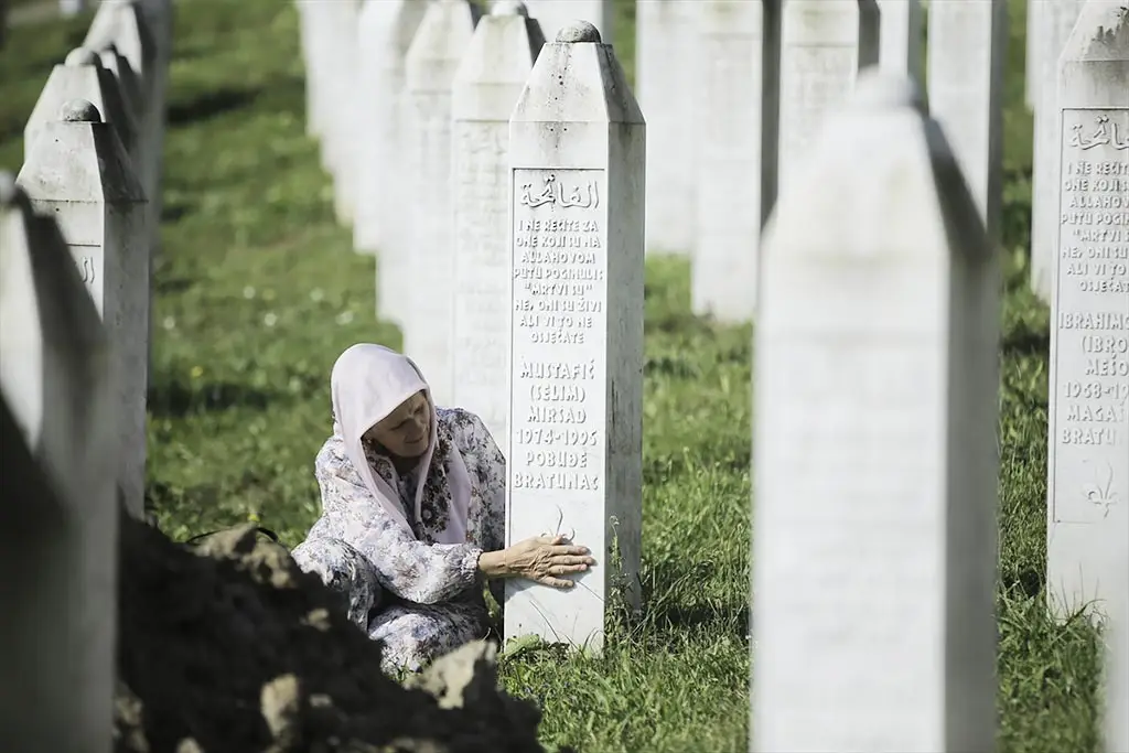  Bu yılki anma töreni sonrasına toprağa verilecek 14 kişiyle birlikte anıt mezarlıkta bulunan şehit sayısı sayısı 6765'e yükselecek. 