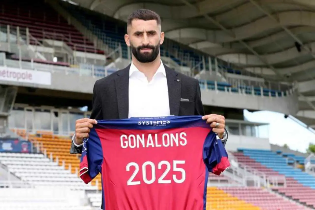 Maxime Gonalons kimdir?