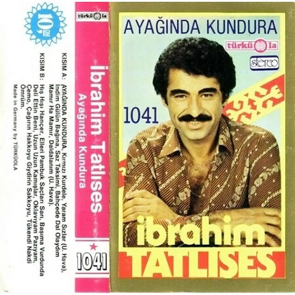  İbrahim Tatlıses, “Ayağında kundura” şarkısıyla ünlendi. 