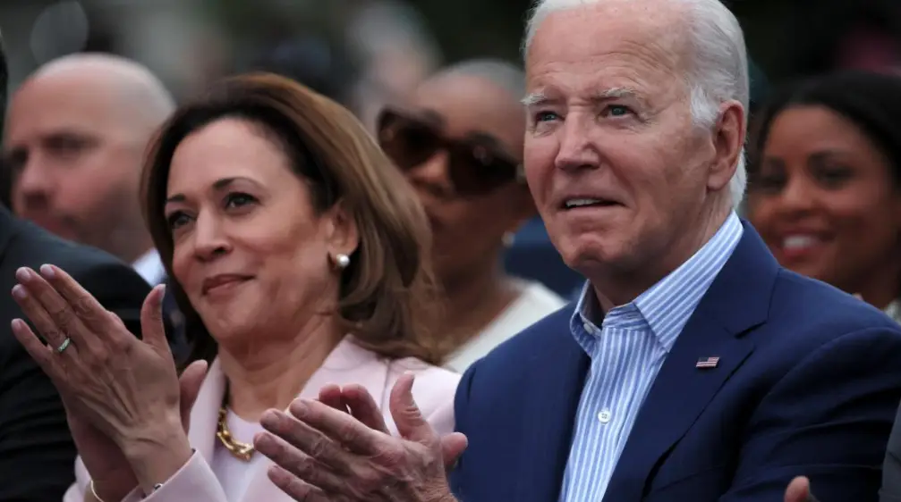 Demokratların yüzde 60'ı Harris'in Biden'ın yerine gelmesini istiyor