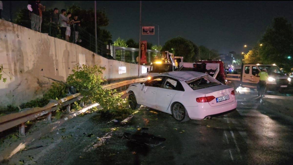 İstanbul'daki kazada sürücü sırra kadem bastı...