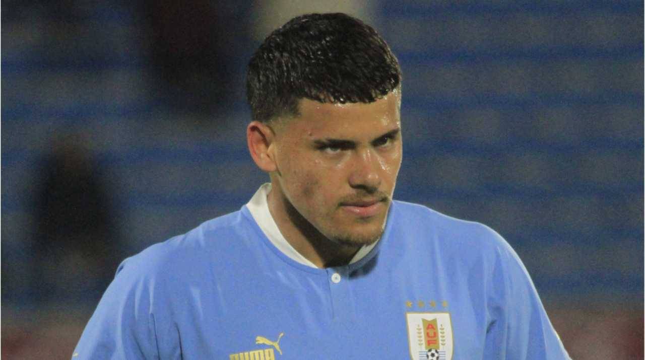 Uruguaylı futbolcu Maximiliano Araújo kimdir?