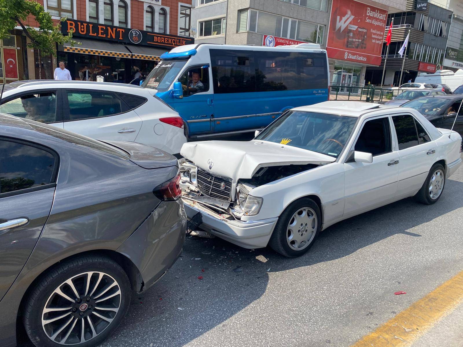 Ankara'da zincirleme trafik kazası