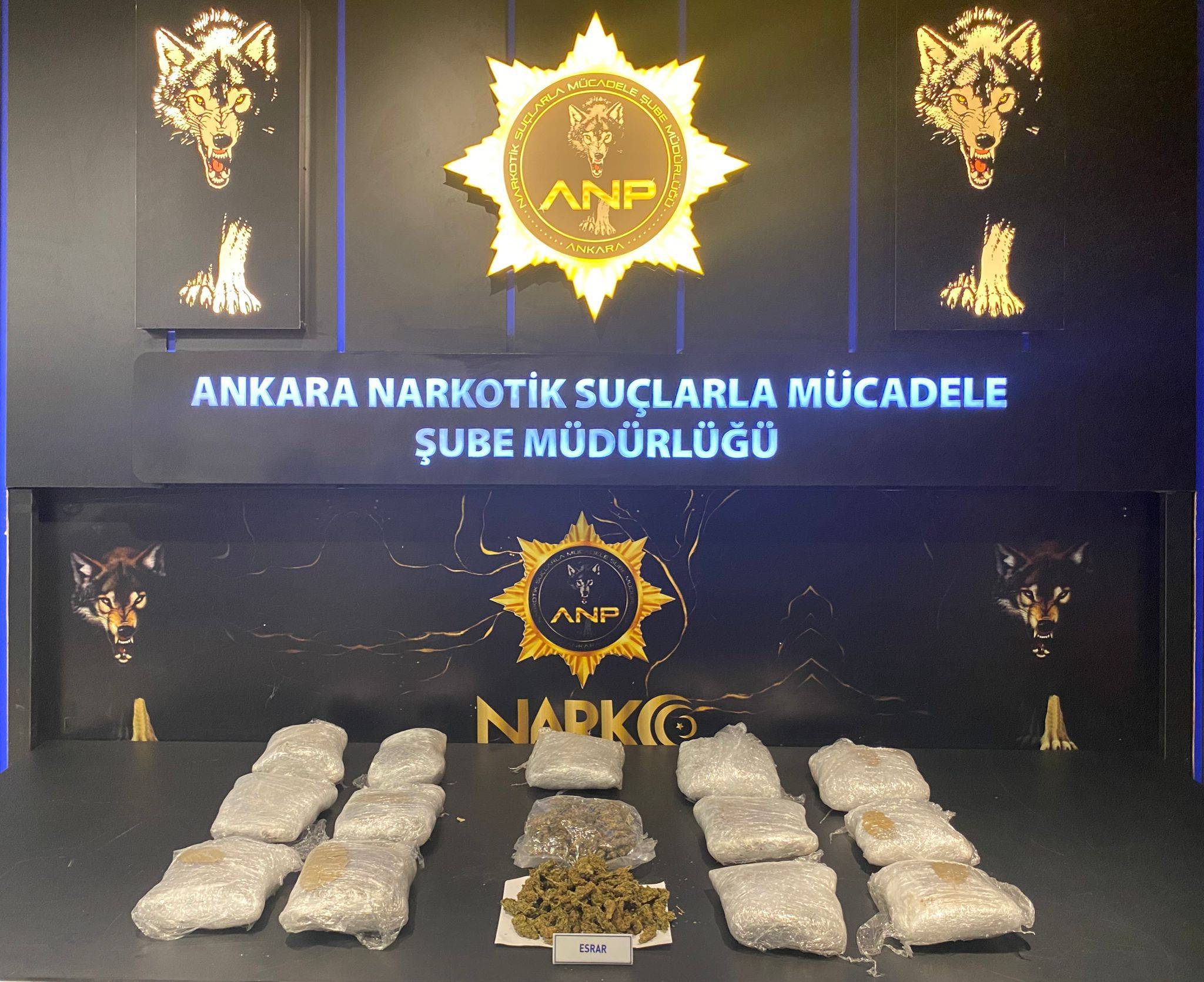 Ankara'da 10 kilo 600 gram esrar ele geçirildi