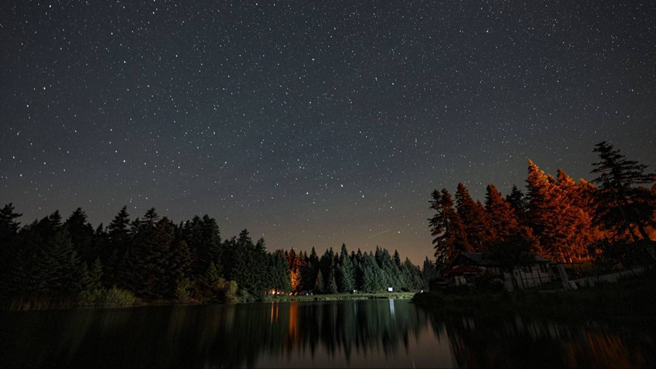 Bolu'da ''Perseid meteor yağmuru'' büyüledi