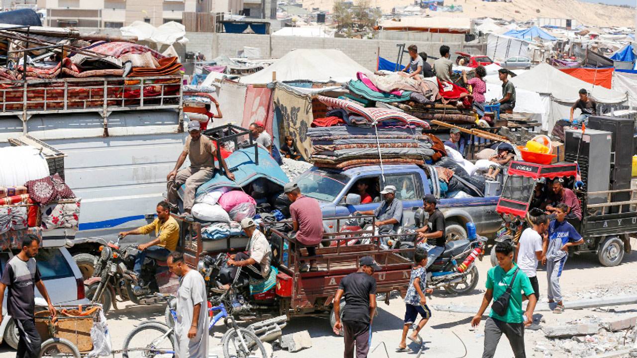 Katil İsrail'den Gazze'de yeni tahliye emri: Zorunlu göç devam ediyor