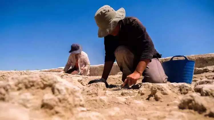  Çatalhöyük’ten 750 yıl daha eski 