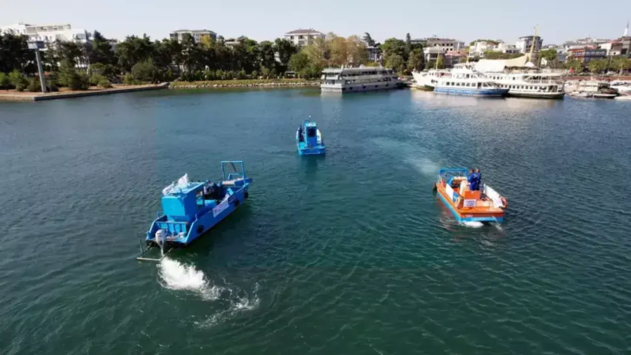 Denizlerdeki kirliliğe bakanlık el attı! İstanbul ve İzmir başı çekti