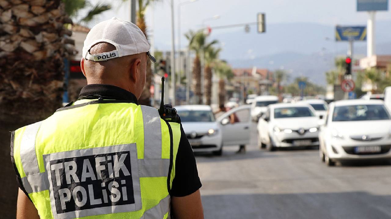 İstanbul'da bugün trafiğe kapanan yollar