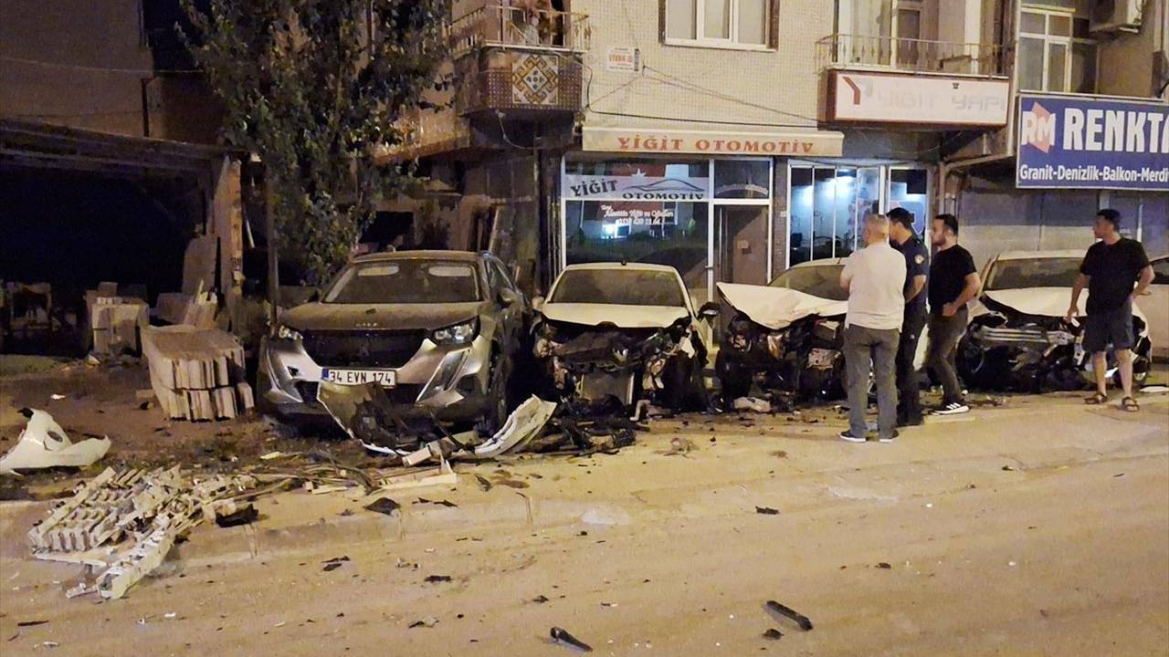 Alkollü sürücü ortalığı savaş alanına çevirdi: 5 aracı pert etti!