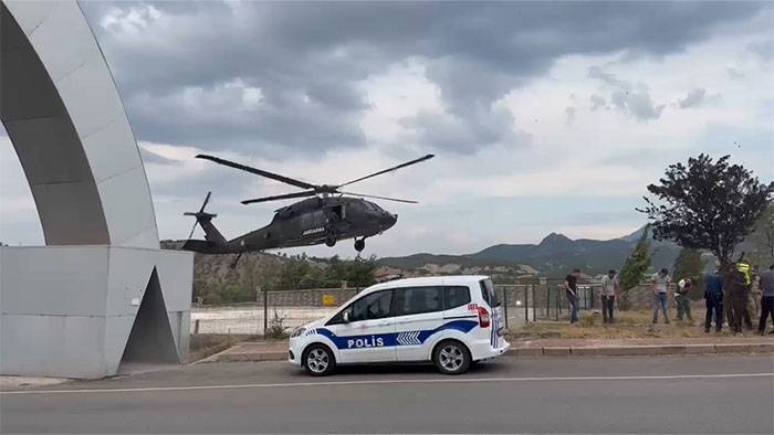 Tunceli'de askeri araç devrildi: 5 asker yaralandı